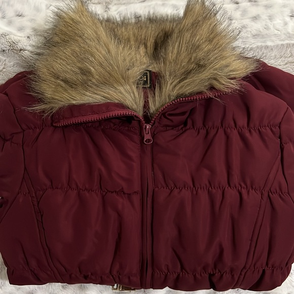 Coats - Picture 8 of 8